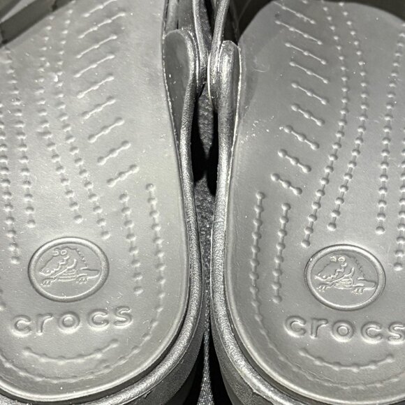 Crocs Sanrah Wedge Sandals‎ Silver Circle Black Flip Flop Slip On Womens Size 10 - Picture 5 of 10